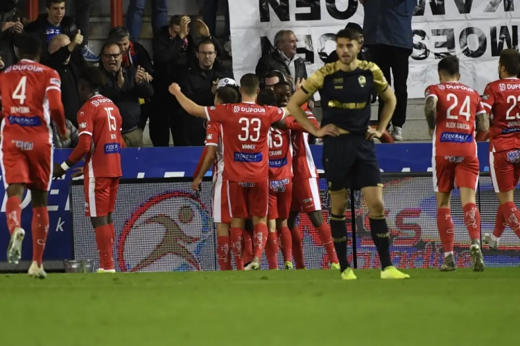 Haroun baalt als een stekker na verlies op Moeskroen: "Ze schoten drie keer op doel en drie keer was het goal"