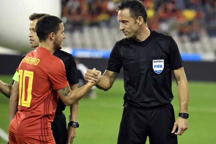 📷 Eden Hazard ging vanmiddag kijkje nemen in... Derde Amateur