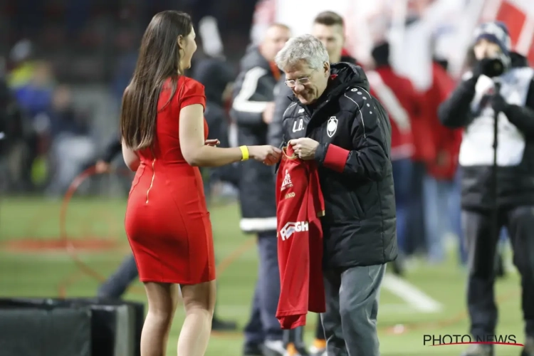 Bölöni voor aanvang en na affluiten in de bloemetjes gezet: "Gent hoeft geen oplossingen te vinden"