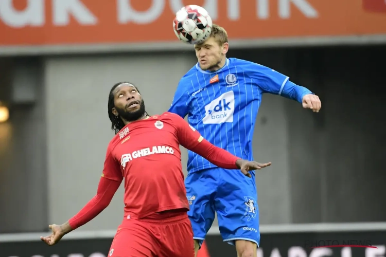 De knullige tegengoal in de Ghelamco Arena: "Het was een own goal"