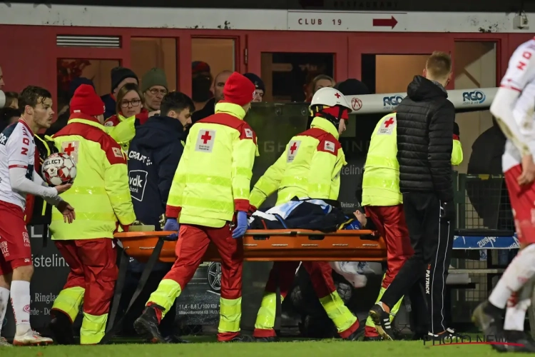 AA Gent komt niet ongeschonden uit de strijd: Dejaegere loopt zware blessure op in Kortrijk
