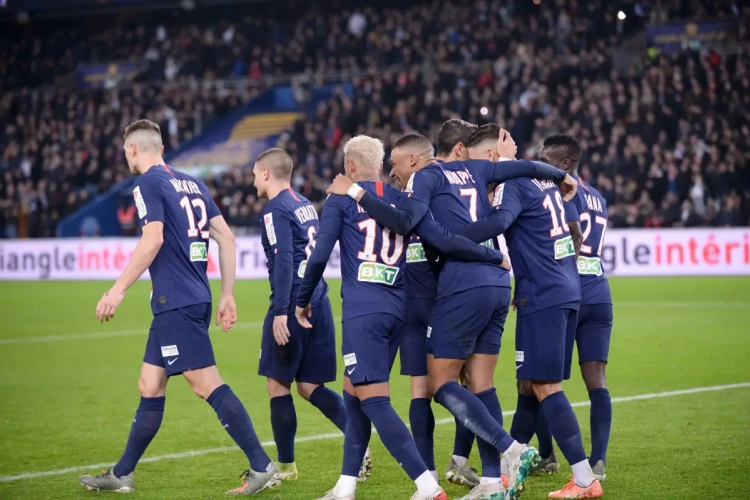 Is de kampioen in Frankrijk toch al bekend? Franse krant denkt te weten hoe het zit