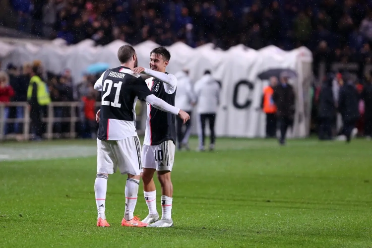 🎥 Terug naar de roots! Dit zijn de prachtige nieuwe shirts van Juventus