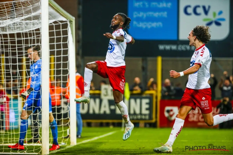 Van geen centrumspits naar offensieve weelde bij Kortrijk: "De ploeg vaart daar wel bij"