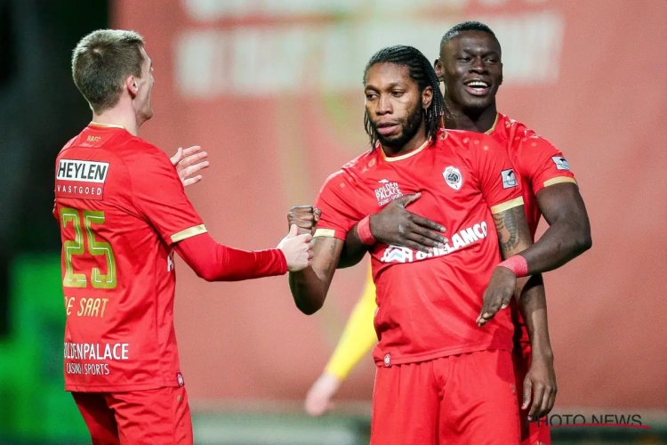 Antwerp plaatst zich voor play-off 1 en Mbokani schudt de kritiek van zich af met een hattrick tegen Oostende