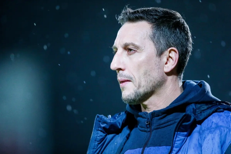 Het behoud in 1B blijft onduidelijk: "Andere prioriteiten nu" & "Uitgelezen moment om over het format na te denken"