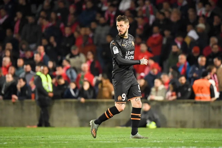 📷 Een speler van Marseille werd gedwongen om te spelen met... een badmuts!