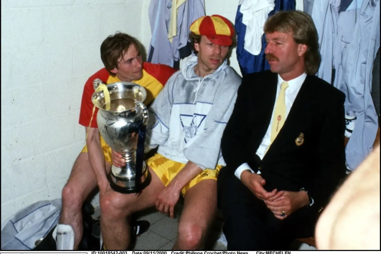 Al één mysterie ontrafeld: Europese Supercup KVM wellicht beland in vuilniskar, Europacup nog niet opgespoord