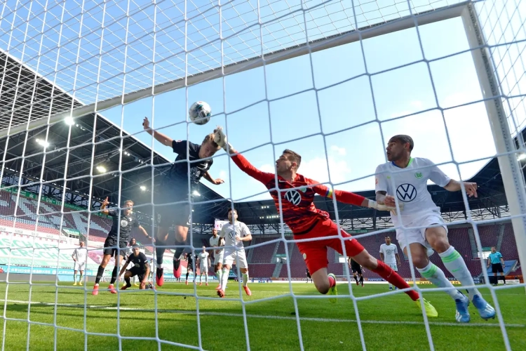 Koen Casteels evenaart record van Jean-Marie Pfaff: "Ik heb het er met hem al over gehad"