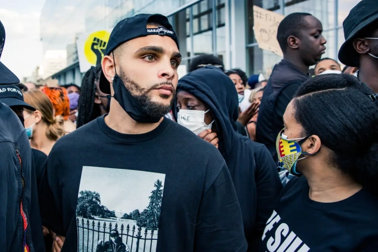 Speler van PSG gaat mee de straat op in manifestaties tegen racisme