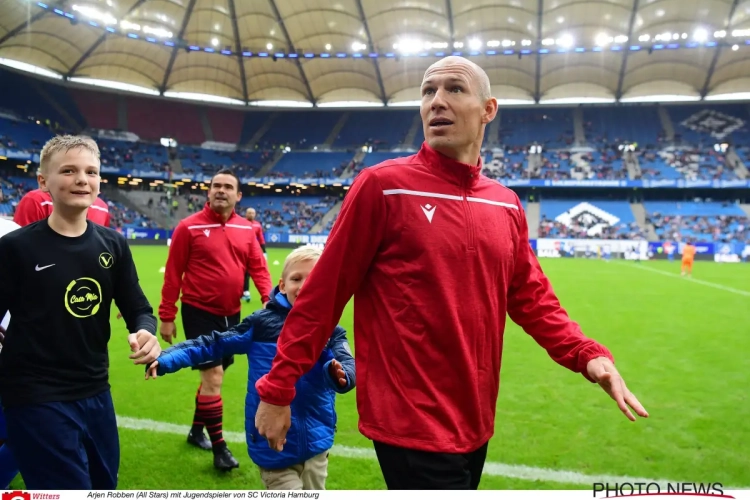 Robben geeft meer uitleg bij zijn onverwachte comeback: "Ik weet niet of het zal lukken"