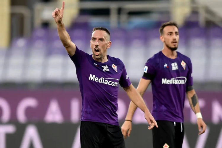 Franck Ribéry krijgt dieven op bezoek en twijfelt over toekomst bij Fiorentina
