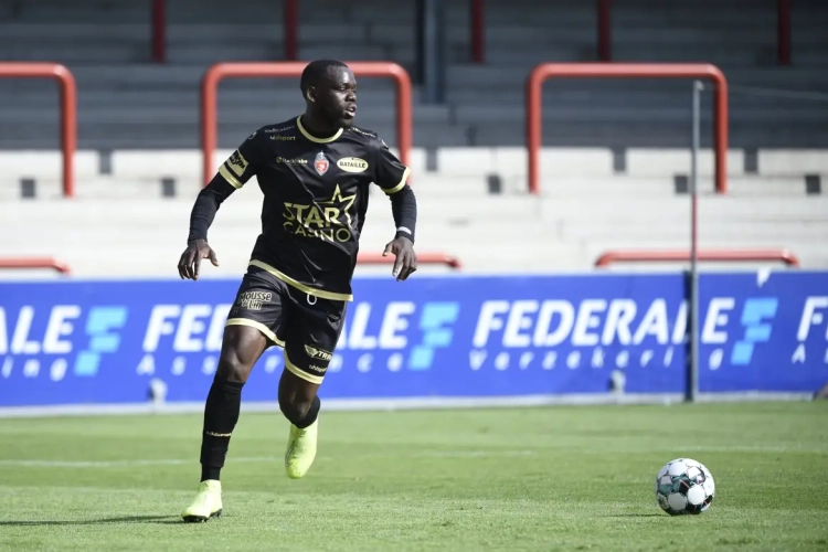 Twee spelers van Marseille (eentje die nog in België speelde) beschoten terwijl ze hun auto willen stelen