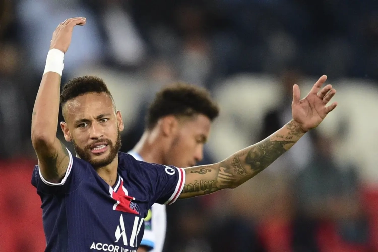 Barça-directeur klapt uit de biecht: "Neymar was twintig miljoen euro verwijderd van een terugkeer"