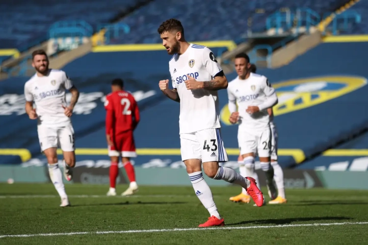 Terwijl andere ploegen onderin punten pakken, gaat Sheffield onderuit tegen Leeds United