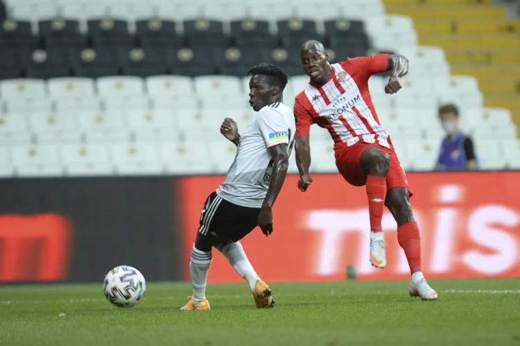 Anderlecht heeft vervanger voor Doku op het oog: Nigeriaanse spits actief in Turkije