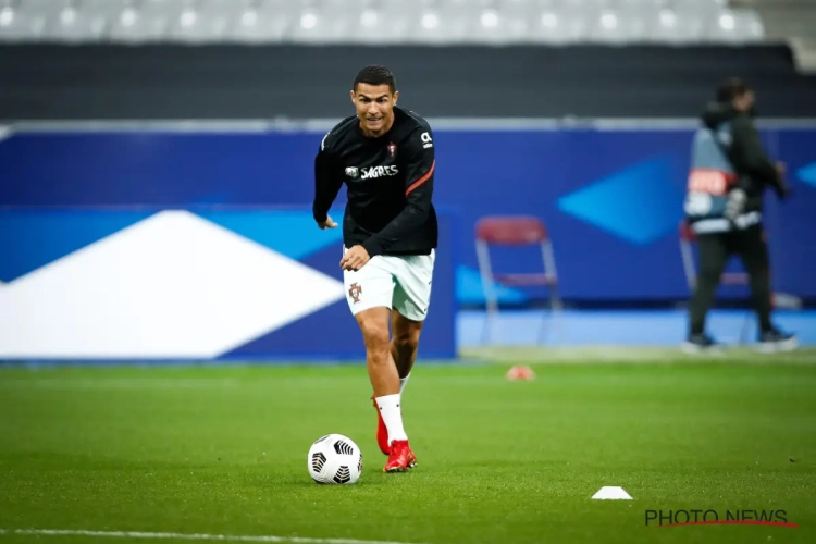 Cristiano Ronaldo keert in privéjet terug naar Italië, iedereen van Juventus in quarantaine na nieuw coronageval