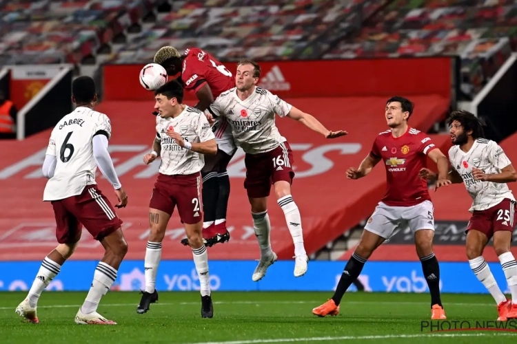 Arsenal haalt het na troosteloze wedstrijd van enorm zwak Manchester United 