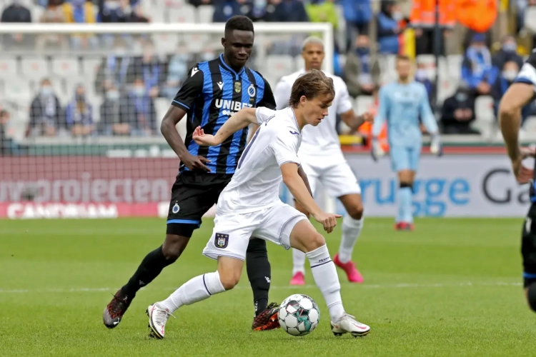 CIJFER VAN DE WEEK: 23,7: De tieners van RSC Anderlecht maken van hen de jongste ploeg in België, waar staan de andere teams?