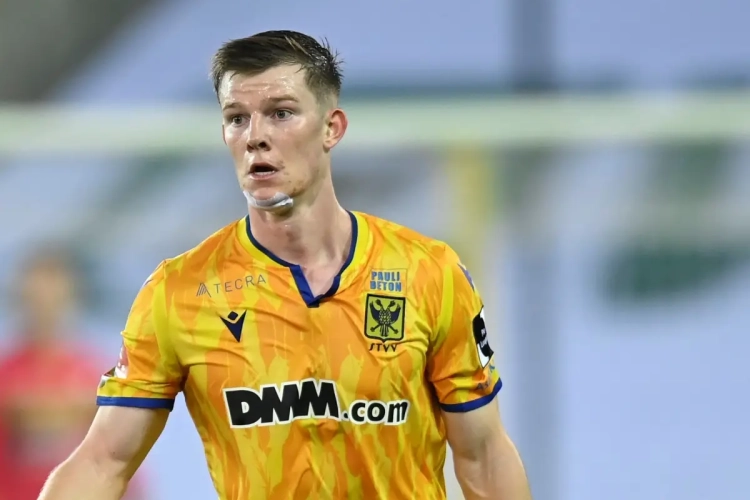 Chris Durkin, STVV, keert terug naar de MLS