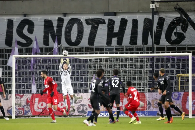 De ene +5 is de andere niet: hemelsbreed verschil van plezier tussen Beerschot en Anderlecht/Standard
