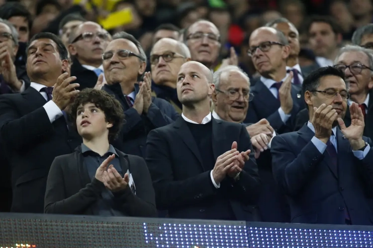 Moet Barça opnieuw een nieuwe voorzitter kiezen? 'Investeerder achter Laporta trekt zich terug'