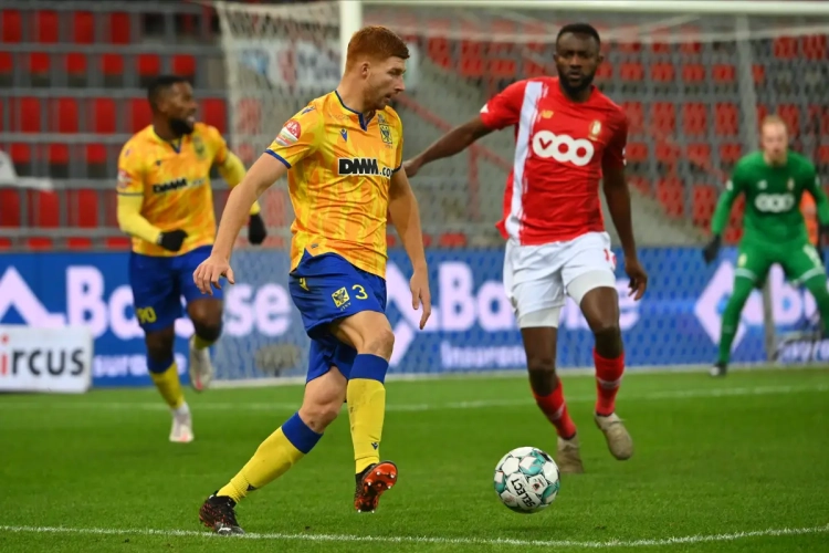 🎥  Maximiliano Caufriez auteur van een zeer drieste tackle op Nicolas Gavory