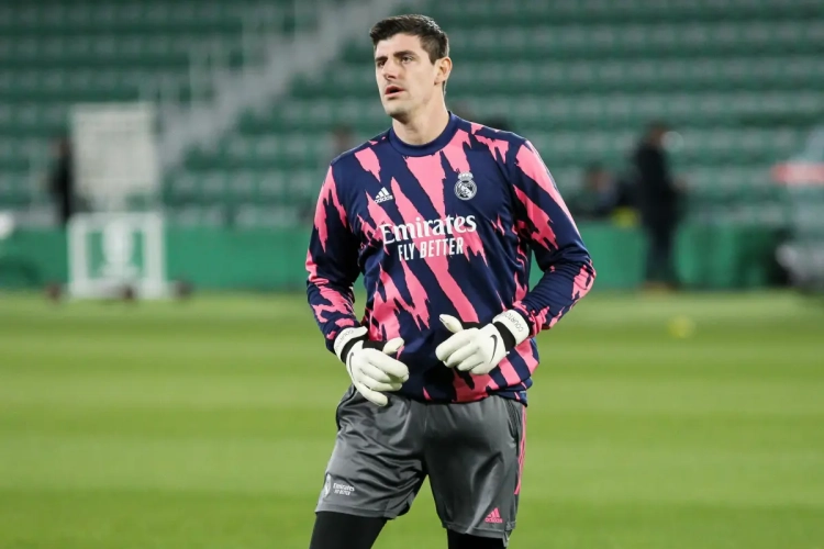 "We hebben afgezien" en "Geluk dat er geen supporters waren op Anfield": Thibaut Courtois bindt de kat de bel aan