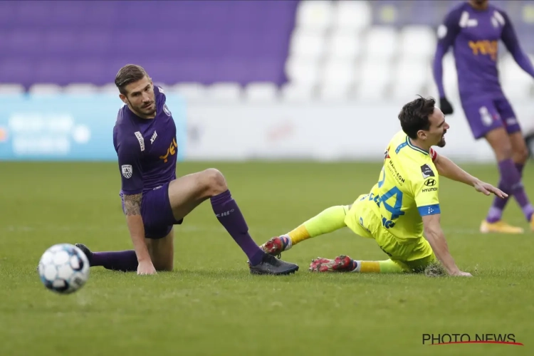KAA Gent kreeg een strafschop na hands van Frédéric Frans: "Ik kan mijn arm daar niet wegtoveren"