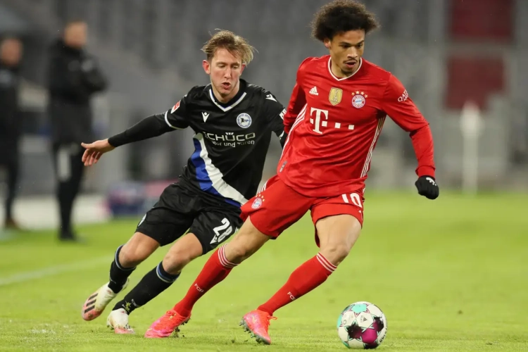 Degradatie loert om de hoek: Michel Vlap en Nathan De Medina krijgen een nieuwe coach bij Arminia Bielefeld