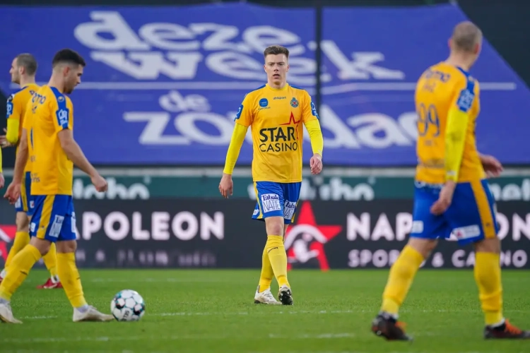 Supporters van Waasland-Beveren vrezen voor horrorscenario: "Barragewedstrijden lijkt het hoogst haalbare"