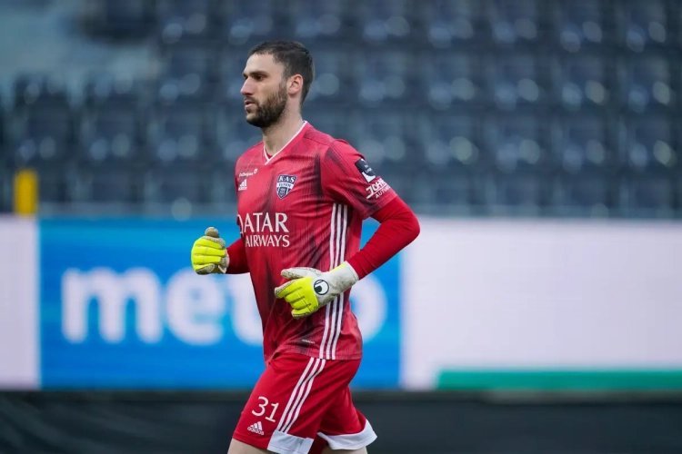 Théo Defourny gelooft er nog in: "Drie matchen om te zien wat we kunnen doen"