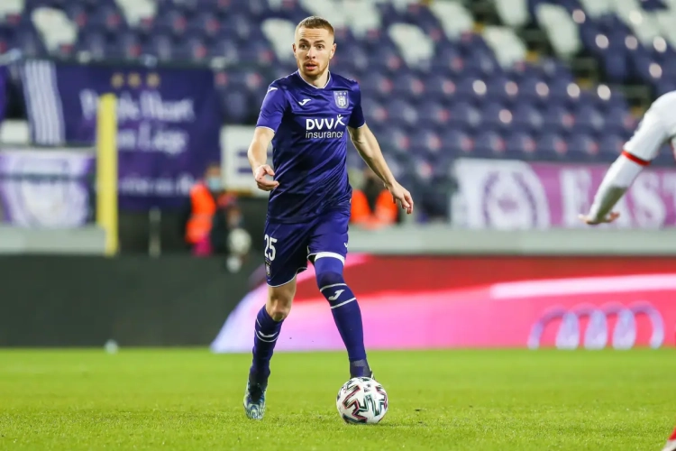 Ex-club van Adrien Trebel biedt mogelijk een oplossing voor de middenvelder op overschot van Anderlecht