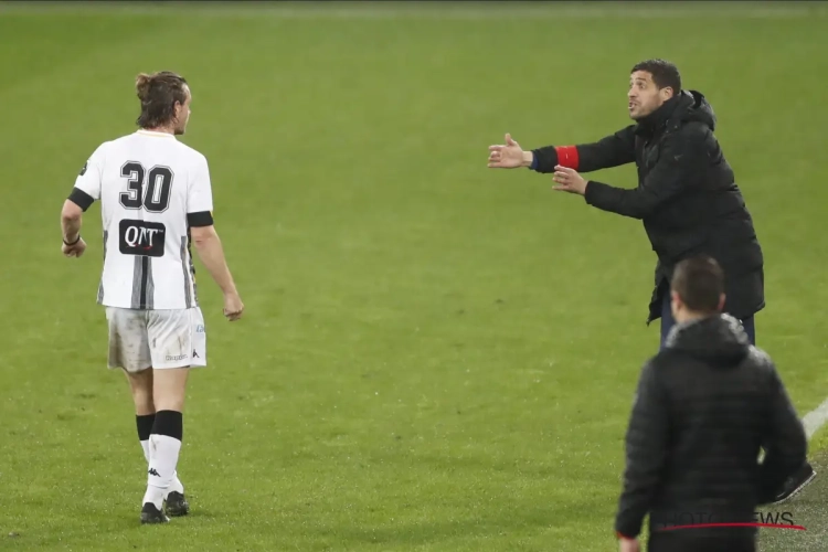 De kroniek van een aangekondigd ontslag, maar ook lof van collega: "Clubs zullen ook voor hém in de rij staan"