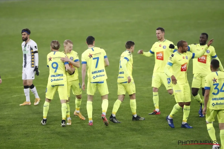 Kalmte kan de Buffalo's redden: "Niets speciaals doen" en "Ik zie soms coaches uitpakken met motivatiefilmpjes ... Maar als ze dat deden en verloren? Dan hoor je ze niet"