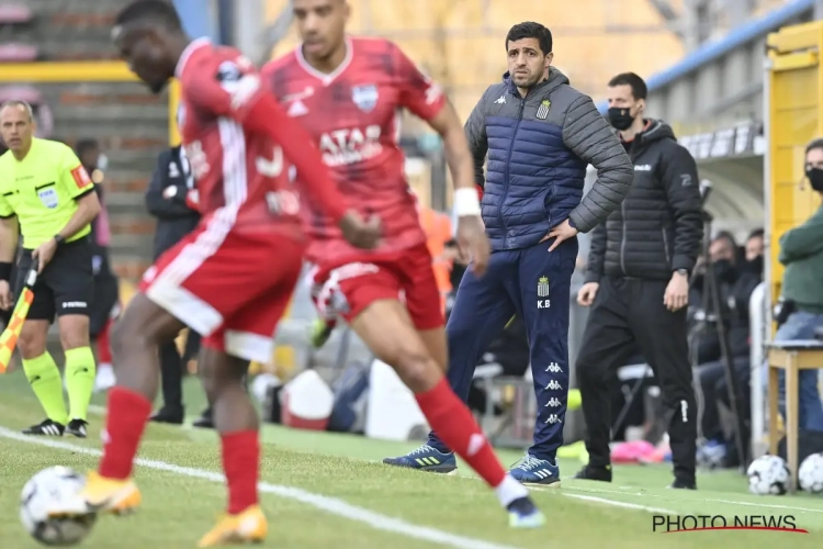 Dit overleeft geen enkele trainer: Bayat moet op zoek naar een nieuwe hoofdcoach