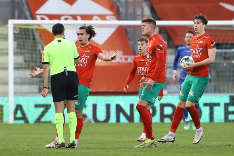 'Belgische topclub wil jonge Belg wegkapen'