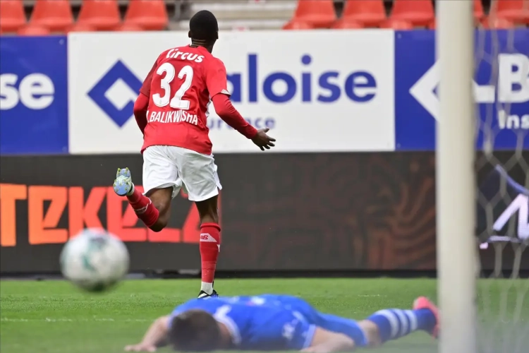 Pech voor Antwerp en Balikwisha: topaankoop mist competitiestart (en mogelijk zelfs duel met ex-club Standard)