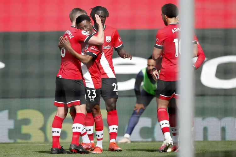 Roméo Lavia en Paul Onuachu krijgen een nieuwe coach: rode lantaarn in Engeland ontslaat coach al voor tweede keer dit seizoen