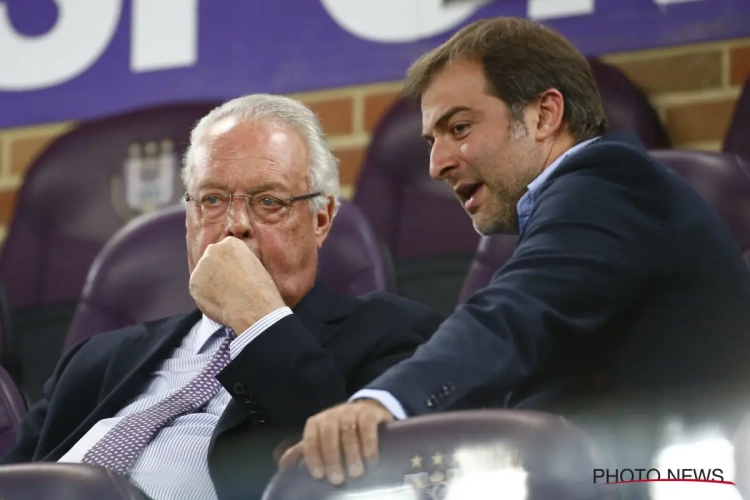 Roger Vanden Stock laat zich uit over makelaars en is kritisch richting Dûchatelet: "Heb hem uit bureau gegooid" en "Viel uit de lucht"