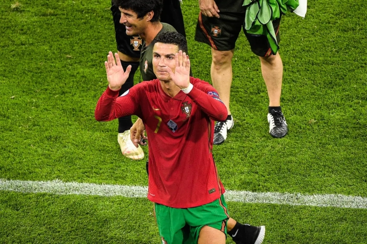 Viering van Cristiano Ronaldo als topscoorder van het EK eindigt bijna in mineur