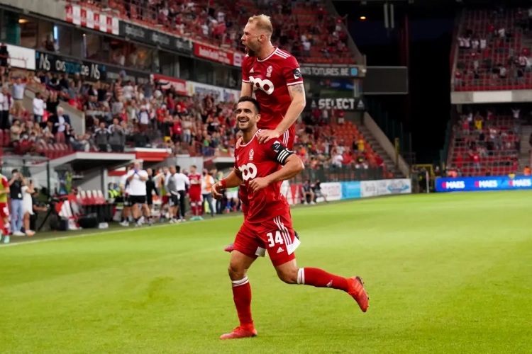 Twaalfde man speelt meteen zijn rol in Sclessin: "Enorme impact van het publiek"