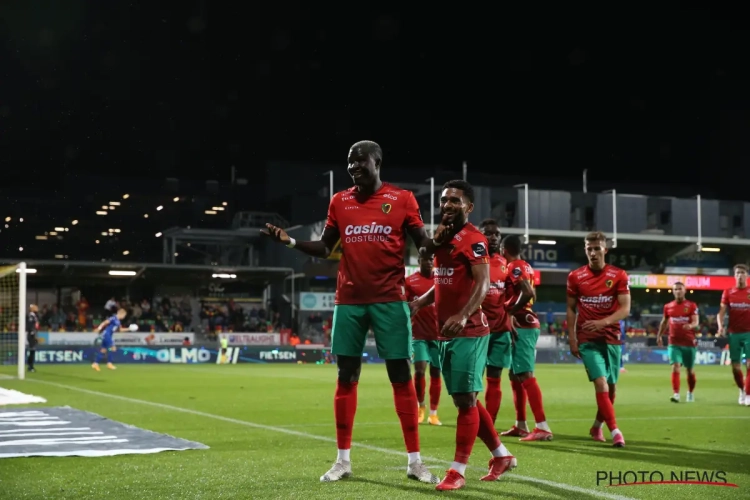 Inspiratieloos KAA Gent verliest op het veld van KV Oostende en blijft achter met 1 op 9