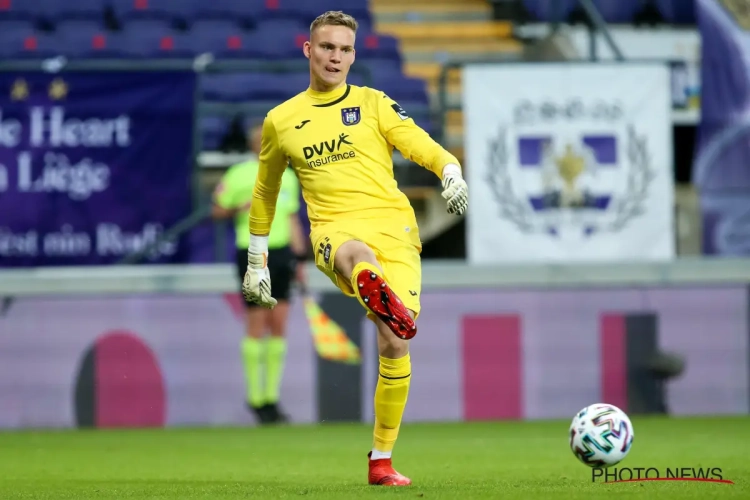 'Burnley wil doorduwen voor Anderlecht-doelman, transfersom kan fors oplopen'