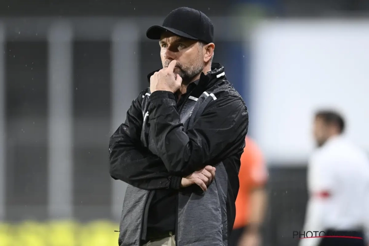 Bernd Hollerbach (STVV) luidt alarmbel na derde nederlaag op rij: "Zonder versterkingen wordt het moeilijk"