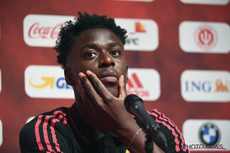 Martinez nog niet helemaal overtuigd van Sambi Lokonga: "Maakt minder progressie dan verwacht"