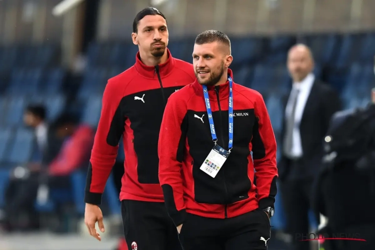 Zlatan krijgt héél véél kritiek van AC Milan-aanhang en antwoordt op geheel eigen wijze: "Nog één keer zodat iedereen het begrijpt: ik ben de baas!"