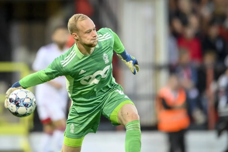 Arnaud Bodart opnieuw ijzersterk : "Op deze manier belandt hij bij Rode Duivels"