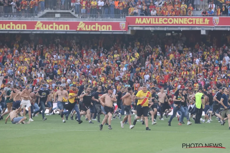 Ultra's Club Brugge in het stadion bij ongeregeldheden in Noord-Franse derby