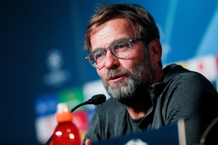 Klopp is lyrisch over eigen speler na 0-5-overwinning: "Kom op, wie is beter dan hij?"